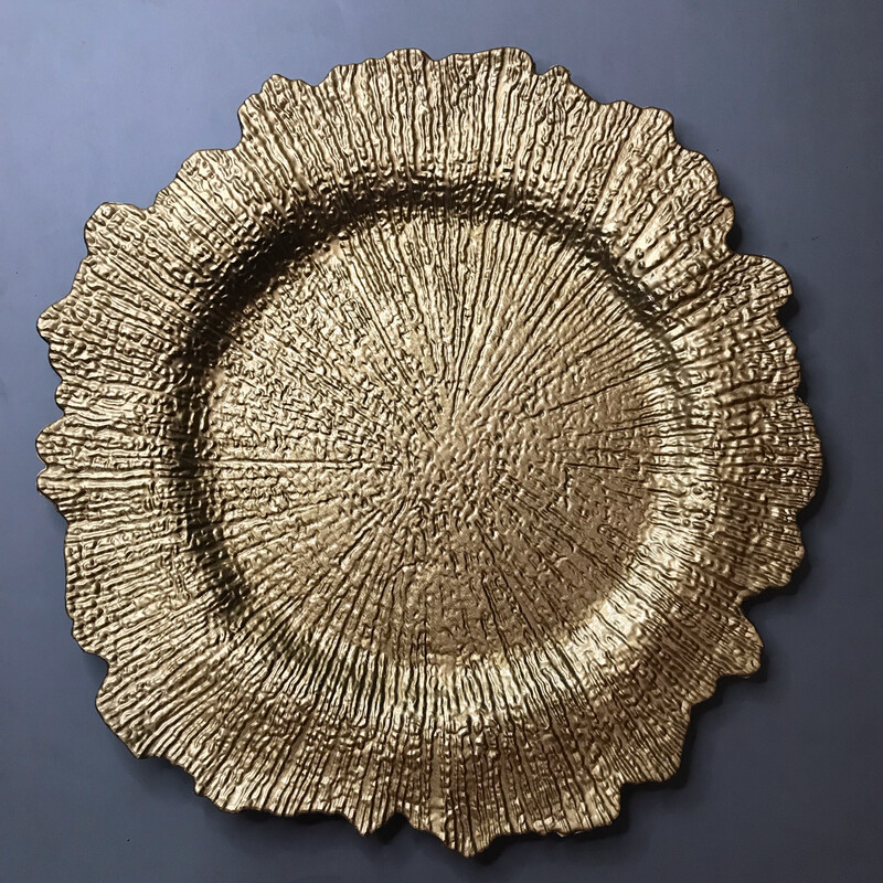 Chimi Plastic Plate Charger - Gold