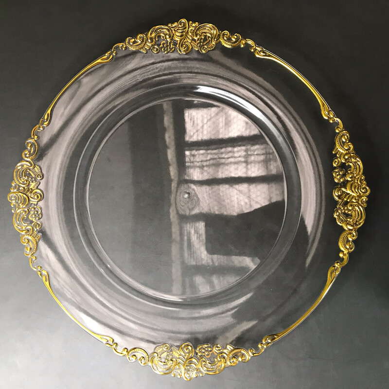 Chirin Plastic Charger - Clear Gold