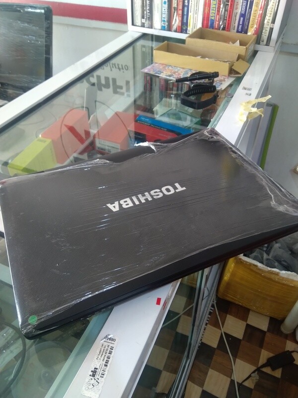 Toshiba Tecra (Used)