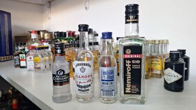 Russian Standard 5cl, Iganoff Vodka 5cl, Russian Shot Vodka 5cl, Nemiroff Vodka 10cl