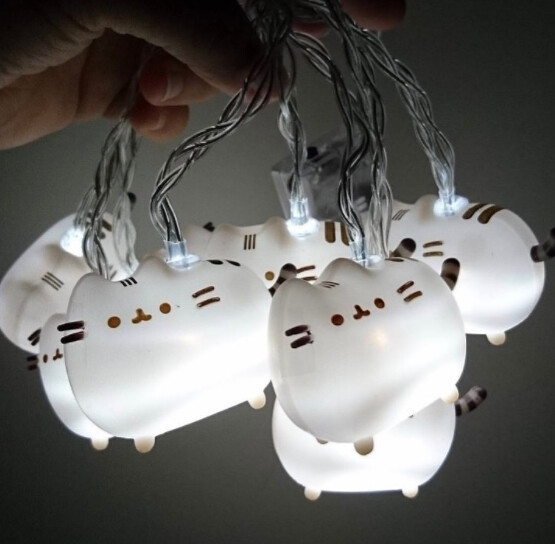 Caja Luces Navideñas Personaje Pusheen