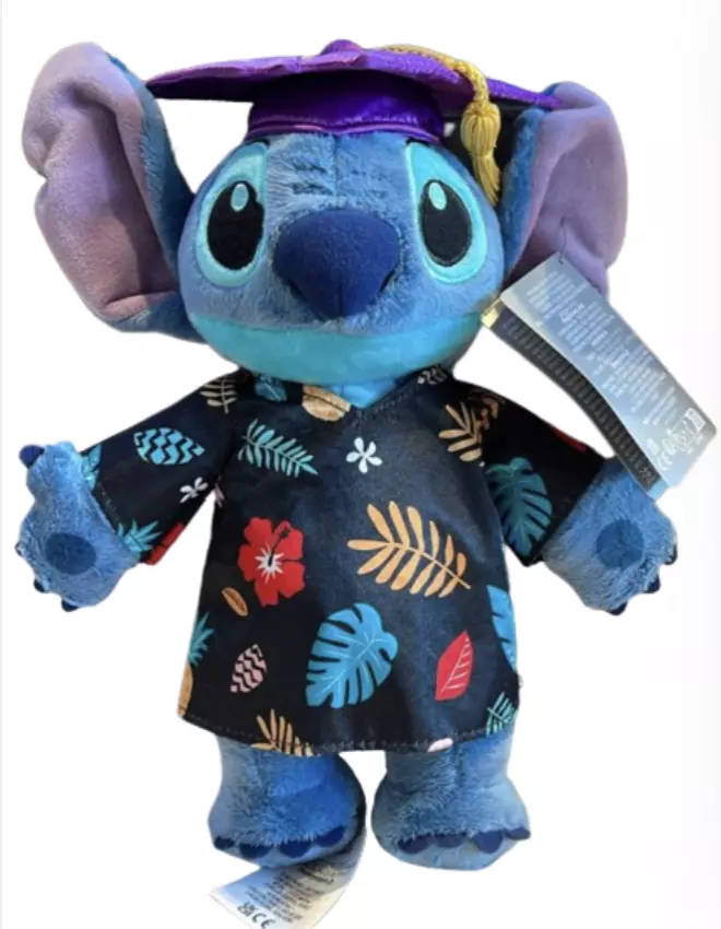 Peluche Stich Edicion Graduado 2024