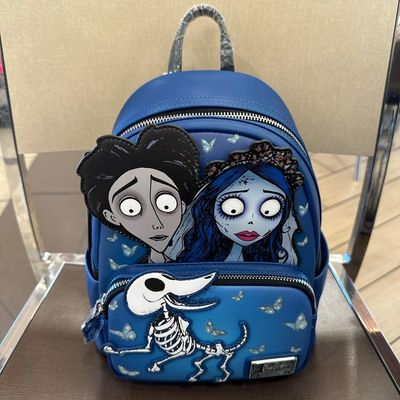 Mochila Pelicula El Cadaver de la Novia Brilla en la Oscuridad