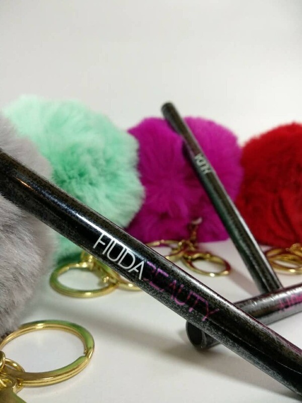 Delineador Huda