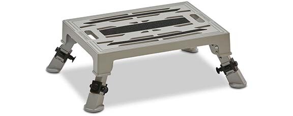 STEP - ADJUSTABLE LEG DIE CAST ALUMINUM PLATFORM