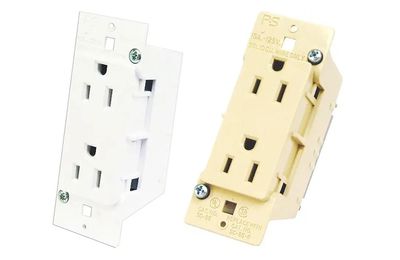 Self-Contained Receptacle