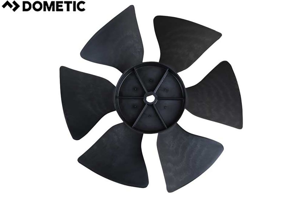 FAN BLADE