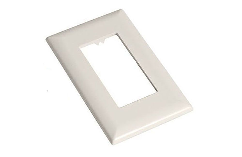PLATE - SINGLE (TOP-BOTTOM SNAP), Color: White SNAP13