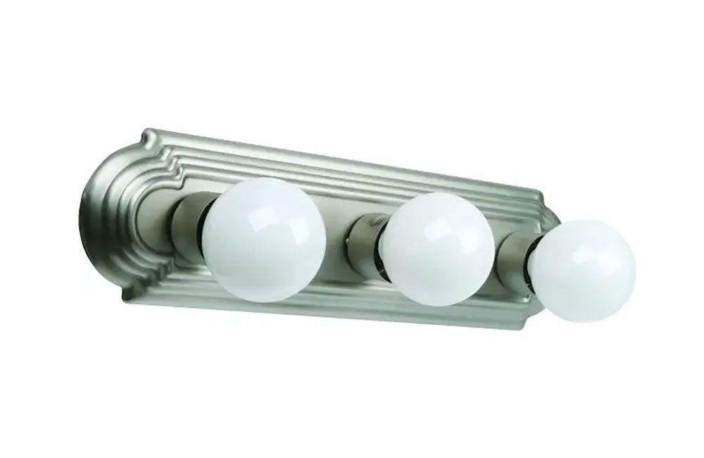 BRUSHED NICKEL BEVELED EDGE VANITY FIXTURE, Size: 3 Bulb (18") 324320