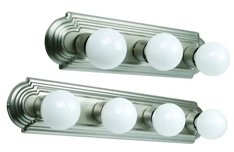 BRUSHED NICKEL BEVELED EDGE VANITY FIXTURE