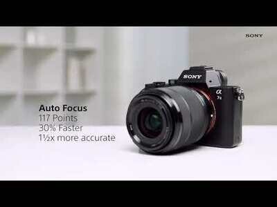 Sony - Cámara de vídeo sin espejo Alpha a7 II de fotograma completo con lente de 28-70 mm - Negro