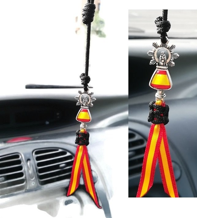 VIRGEN MANTO BANDERA