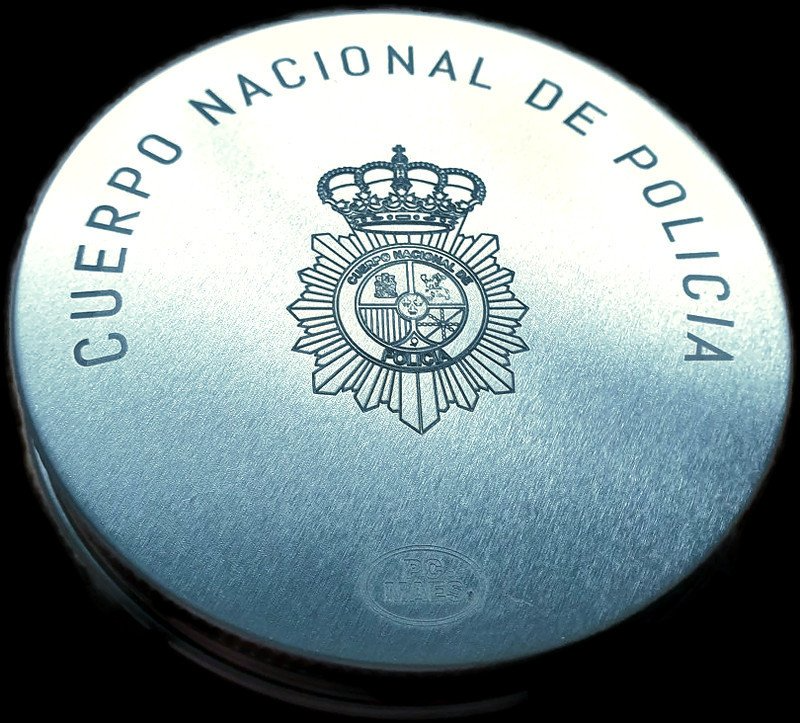 LATA ESCUDO Y TEXTO CNP.