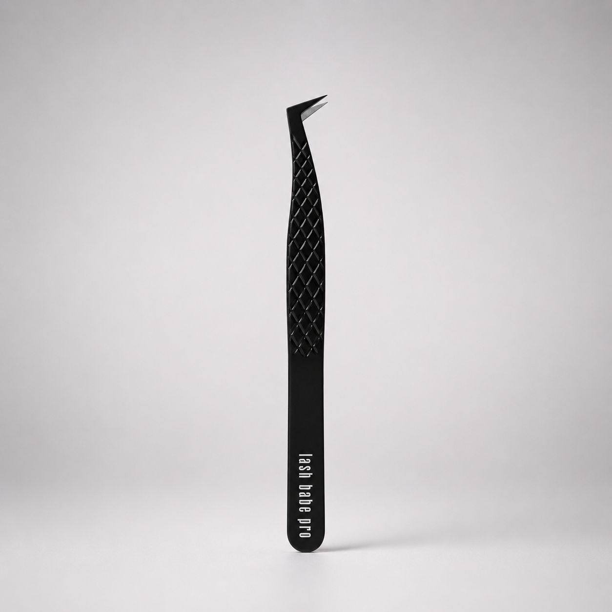 Velvet | Signature Boot Volume Tweezer