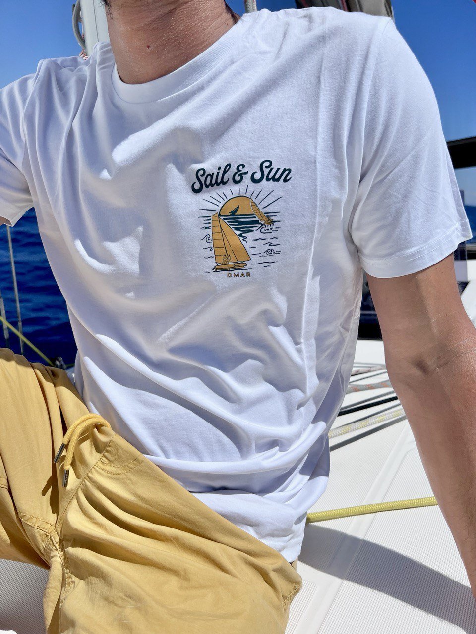 Sustainable and conscious sailing style clothing