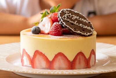 フランス風スポンジケーキ (カスタードクリーム）
