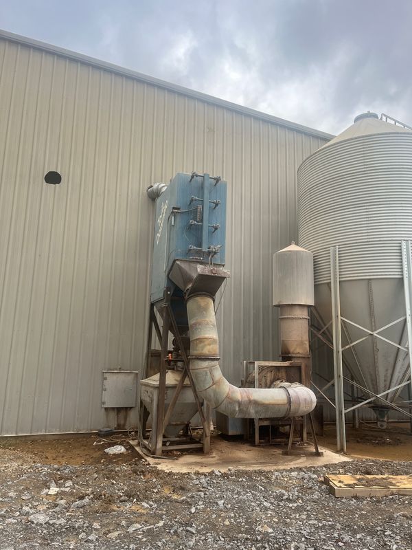 Donaldson Torit DFT4-16 Dust Collector with Single Control Panel