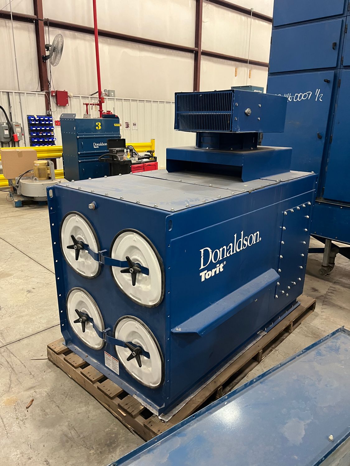 Donaldson Torit DFE2-4, 5 HP, 208V/3 Donaldson Torit DFE2-4, 5 HP, 208V/3