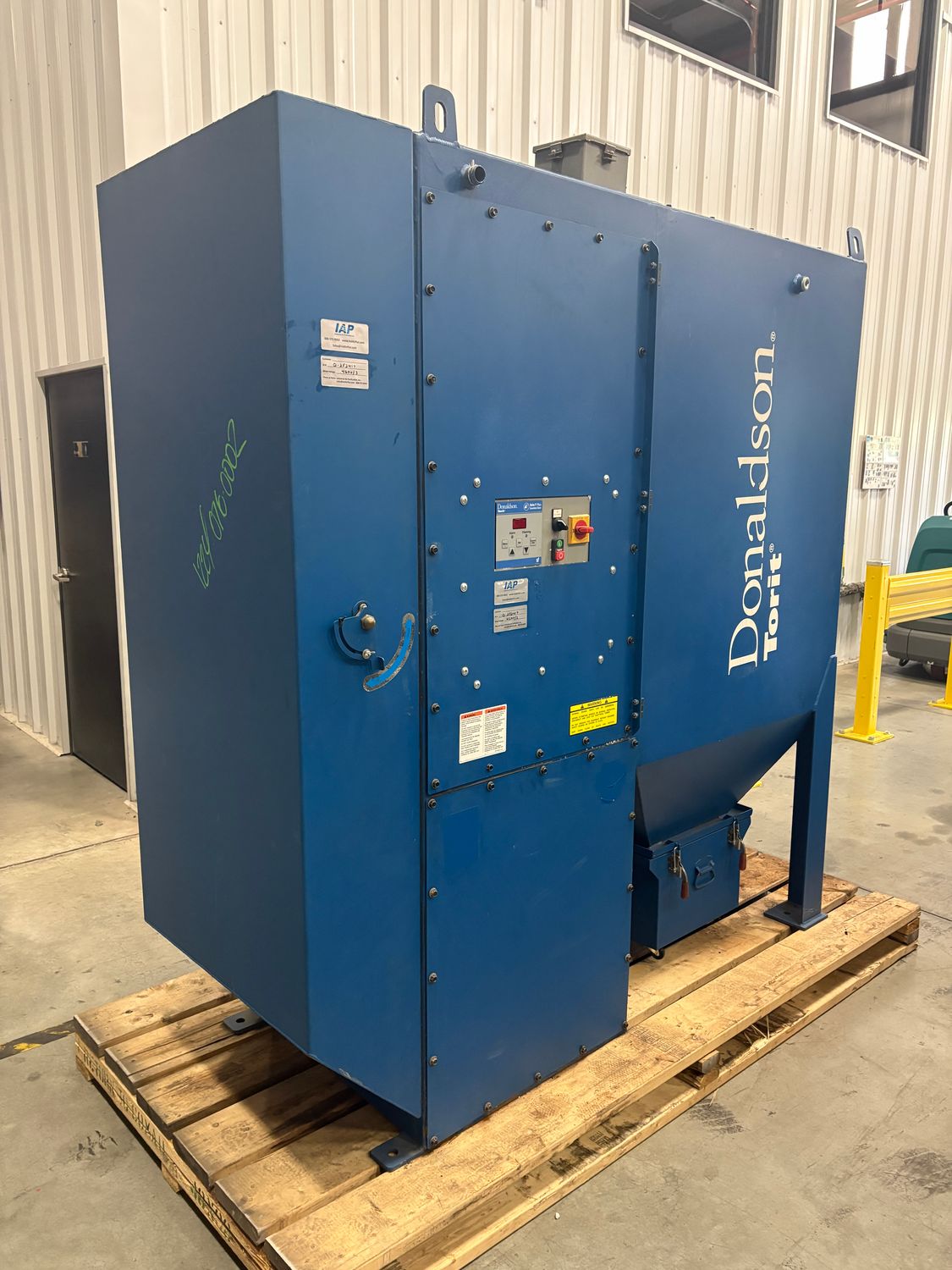 Donaldson Torit TG4 Powercore, 5 HP, 460V/3 Donaldson Torit TG4 Powercore, 5 HP, 460V/3