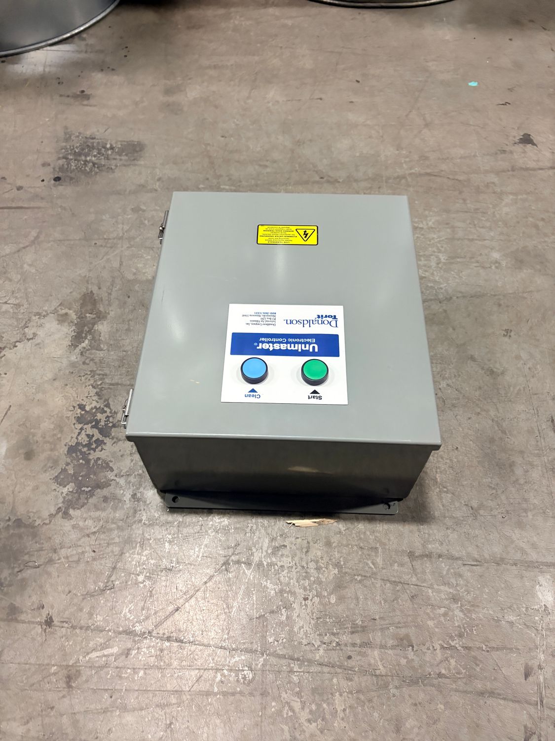 Donaldson UMA 450 Control Panel, 15 HP, 460V/3 Donaldson UMA 450 Control Panel, 15 HP, 460V/3