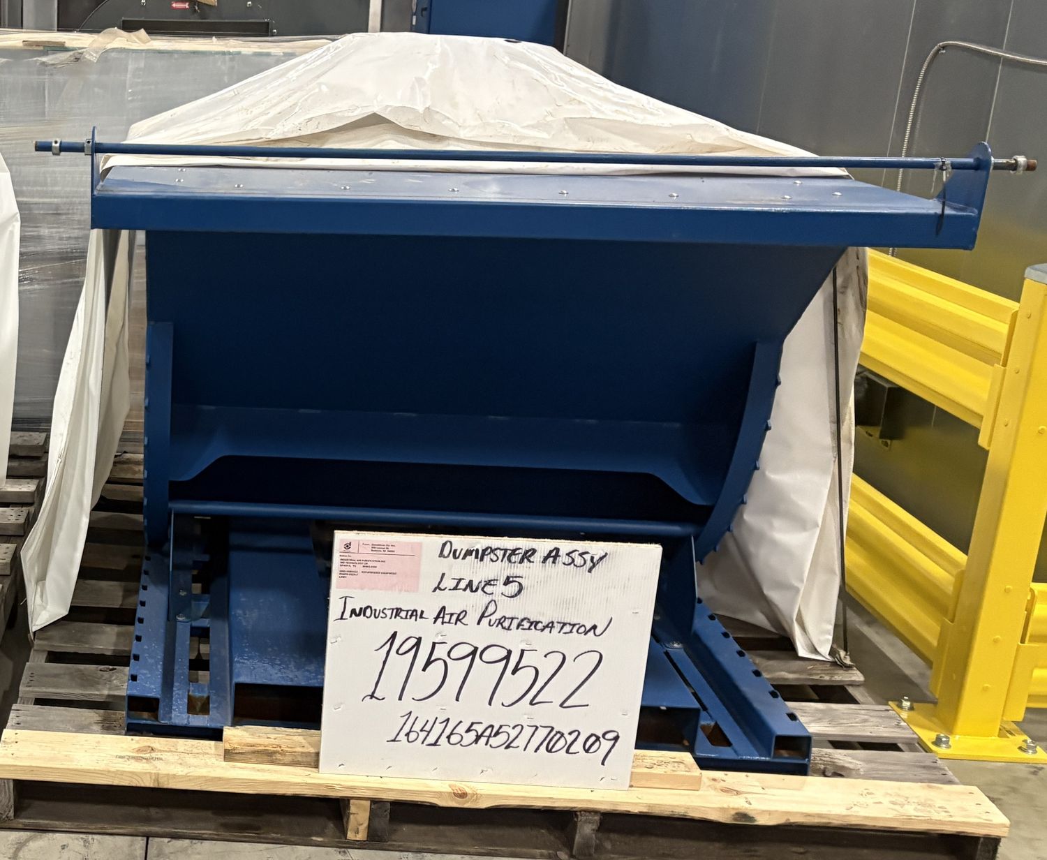 Donaldson Dumpster Assembly w/ Lid 2 Yard Capacity (Q-262332) Donaldson Dumpster Assembly w/ Lid 2 Yard Capacity (Q-262332)