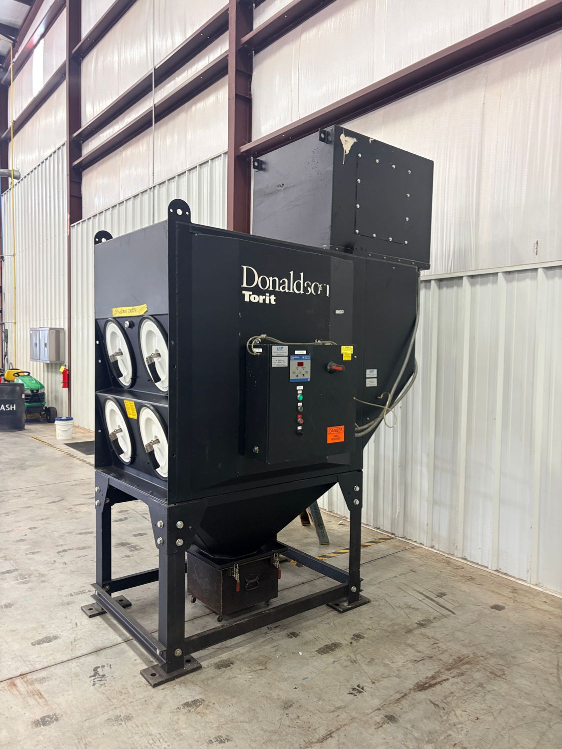 Donaldson DFO2-8, 208V/3, 10 HP, 8 Donaldson DFO2-8, 208V/3, 10 HP, 8" Inlet, 3097169-1