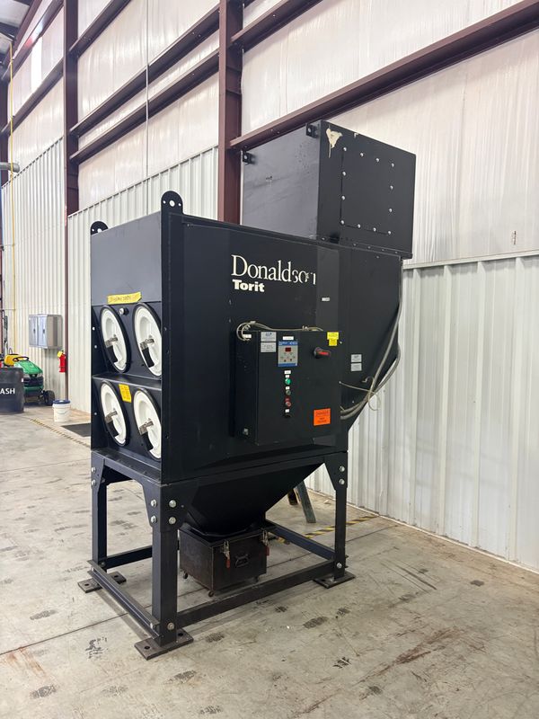 Donaldson DFO2-8, 208V/3, 10 HP, 8" Inlet, 3097169-1