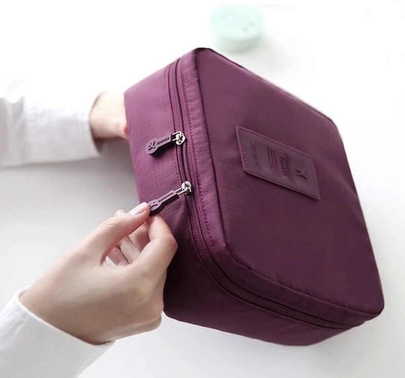Cosmetic bag