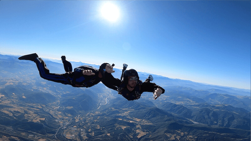 Saut d'initiation à l'autonomie parachutiste