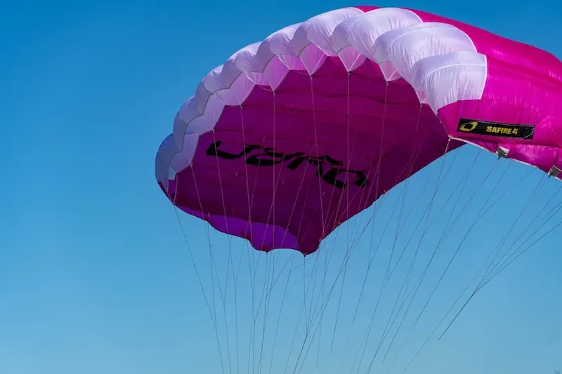 Voile de Parachute SAFIRE 4 de Jyro