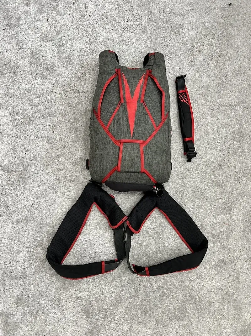 Icon NexGen I3 + Cypres Wingsuit + Smart LPV 150 + Epicene 170
