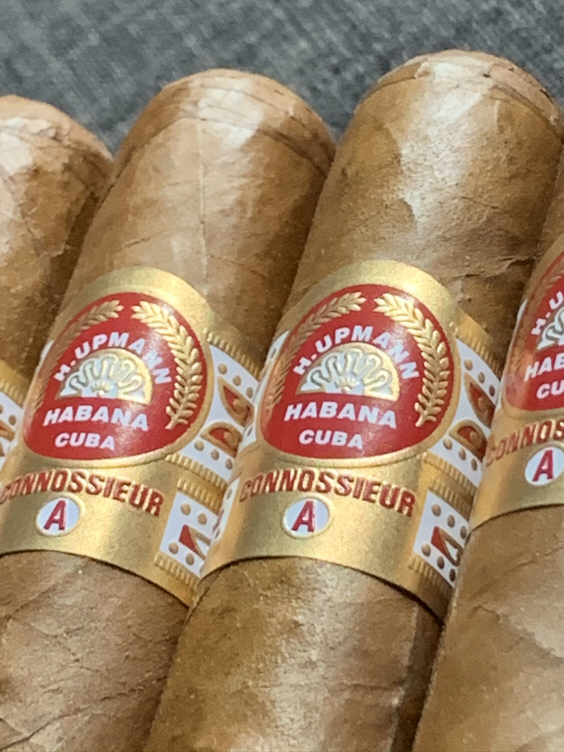 H.Upmann CONNOSSIEUR A’LCDH single