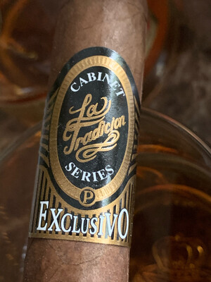 Perdomo Limited Edition Cameroon Single La Tradician Series P Exclusivo (8.5” X 5.5”)