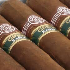 Montecristo Open Eagle (5 7/8x54)singles