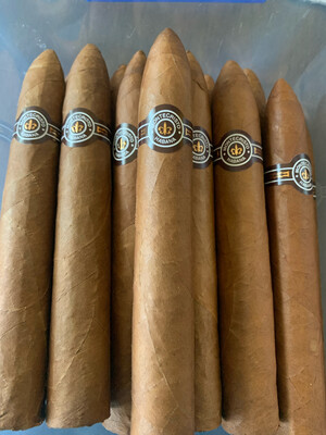 Montecristo GRAND PIRAMIDES COLECCION HABANOS Single