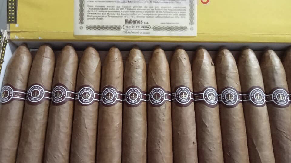 Montecristo No.2 Cuban box Of 25