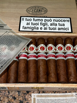 La Flor de Cano Casanova Numbered Box 2304/6000 Torcido Exlusivvamente Para ITALIA