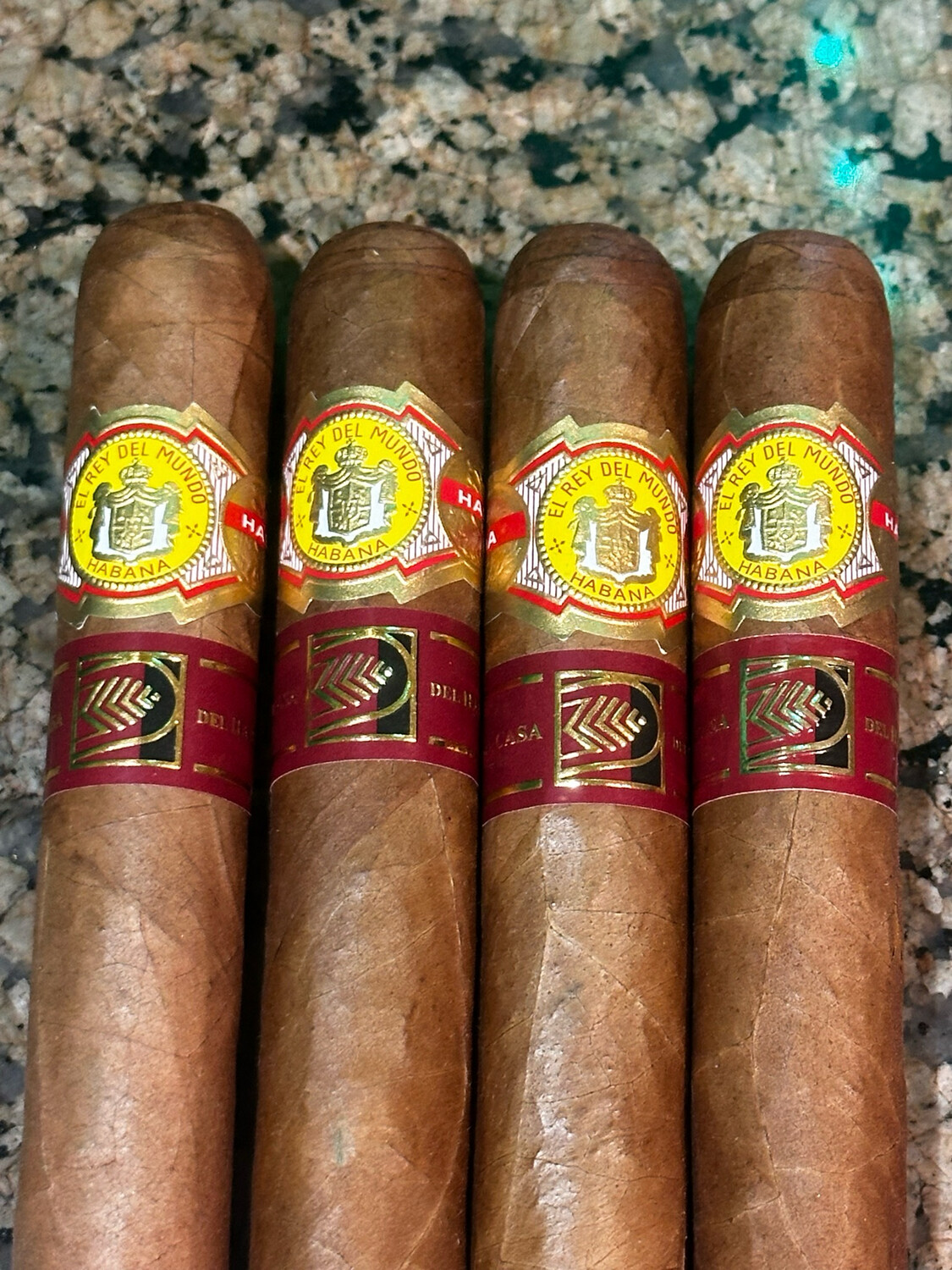 EL REY DEL MUNDO ROYAL SERIES CIGAR LCDH  single