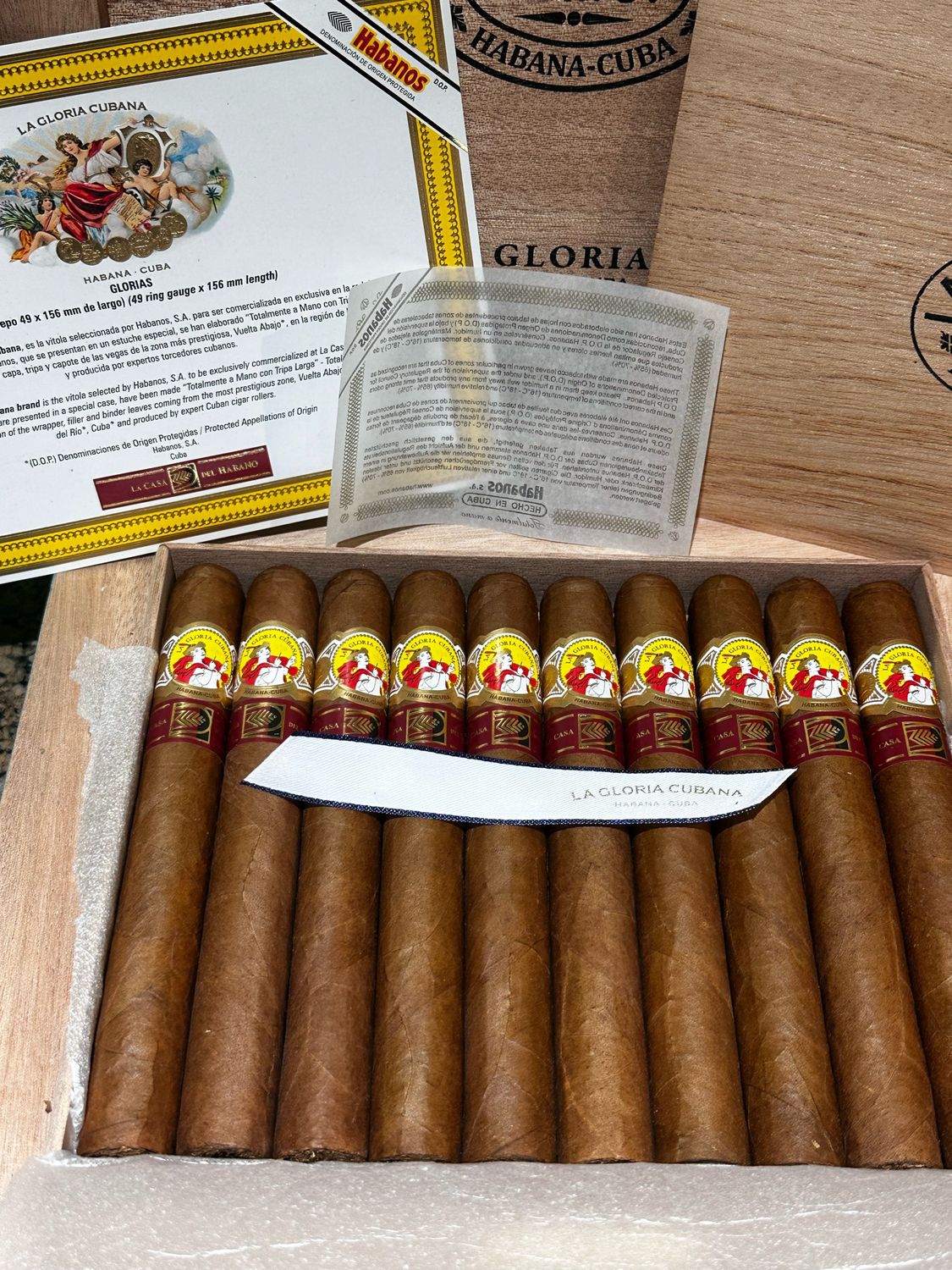 La Gloria Cubana Glorias LCDH Single