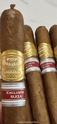 Por Larranaga Intemporales Laquito Suiza No.2