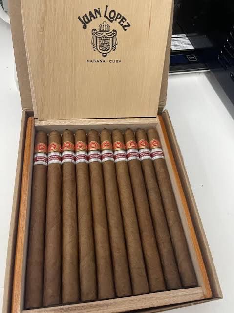 Juan López Lancero Adriático Edición Regional Adriático Regional Edition Series