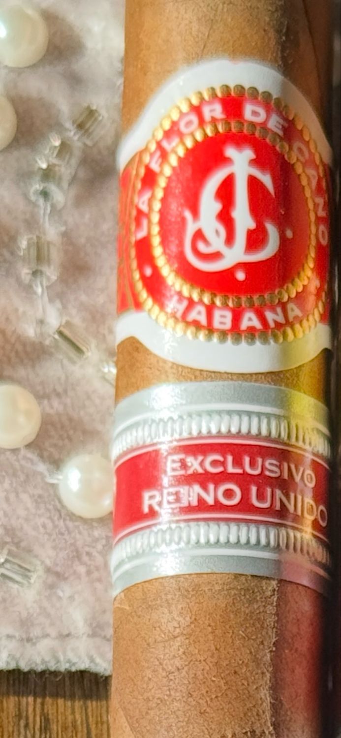 La Flor de Cano Selectos #3 Exclusive Reno Unido