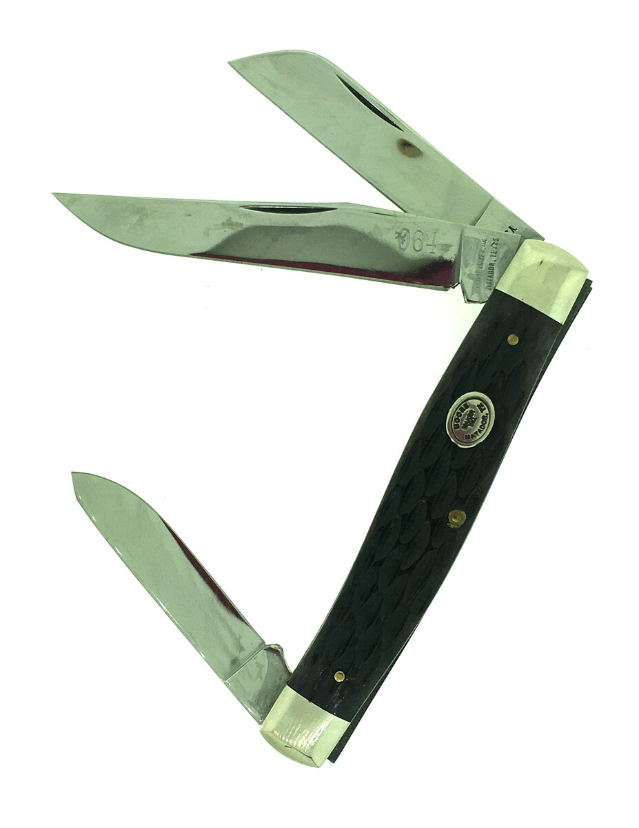 5301 black jigged pocket knife 