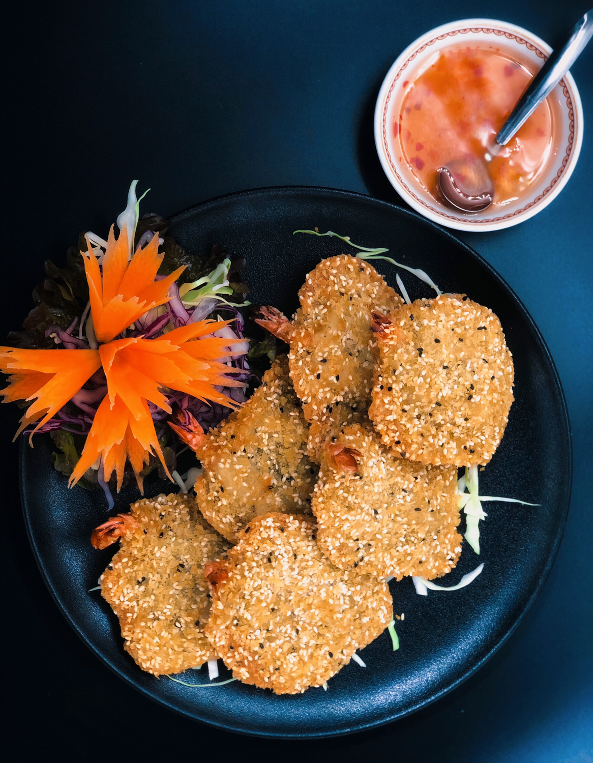 28. SESAME BREADED BUTTERLY PRAWNS (5pcs)