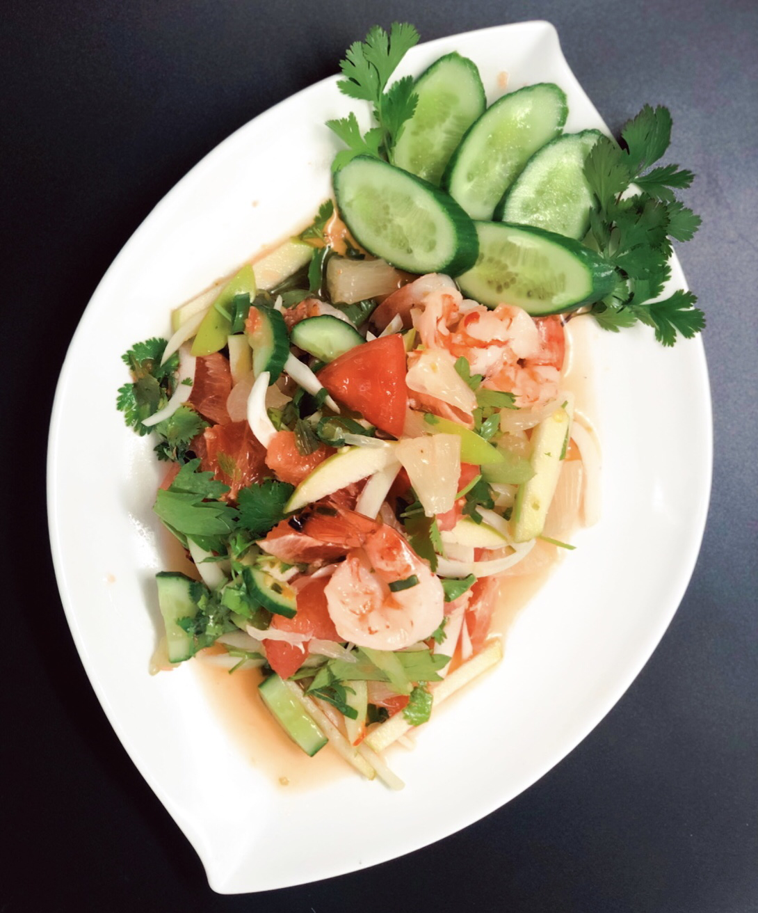 33. THAI YUM KUNG SALAD WITH POMELO (5 prawns)