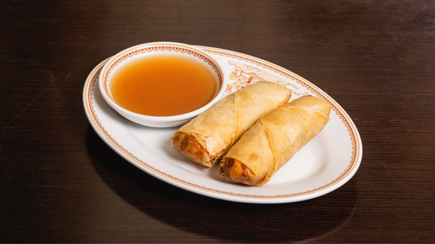 16. VEGETABLE SPRING ROLLS (2pcs)