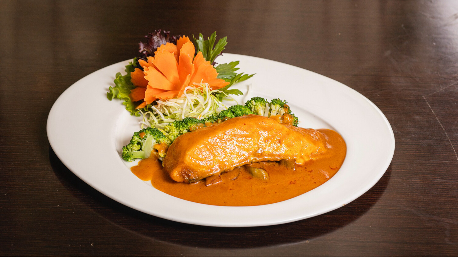 80. Salmon with red Curry