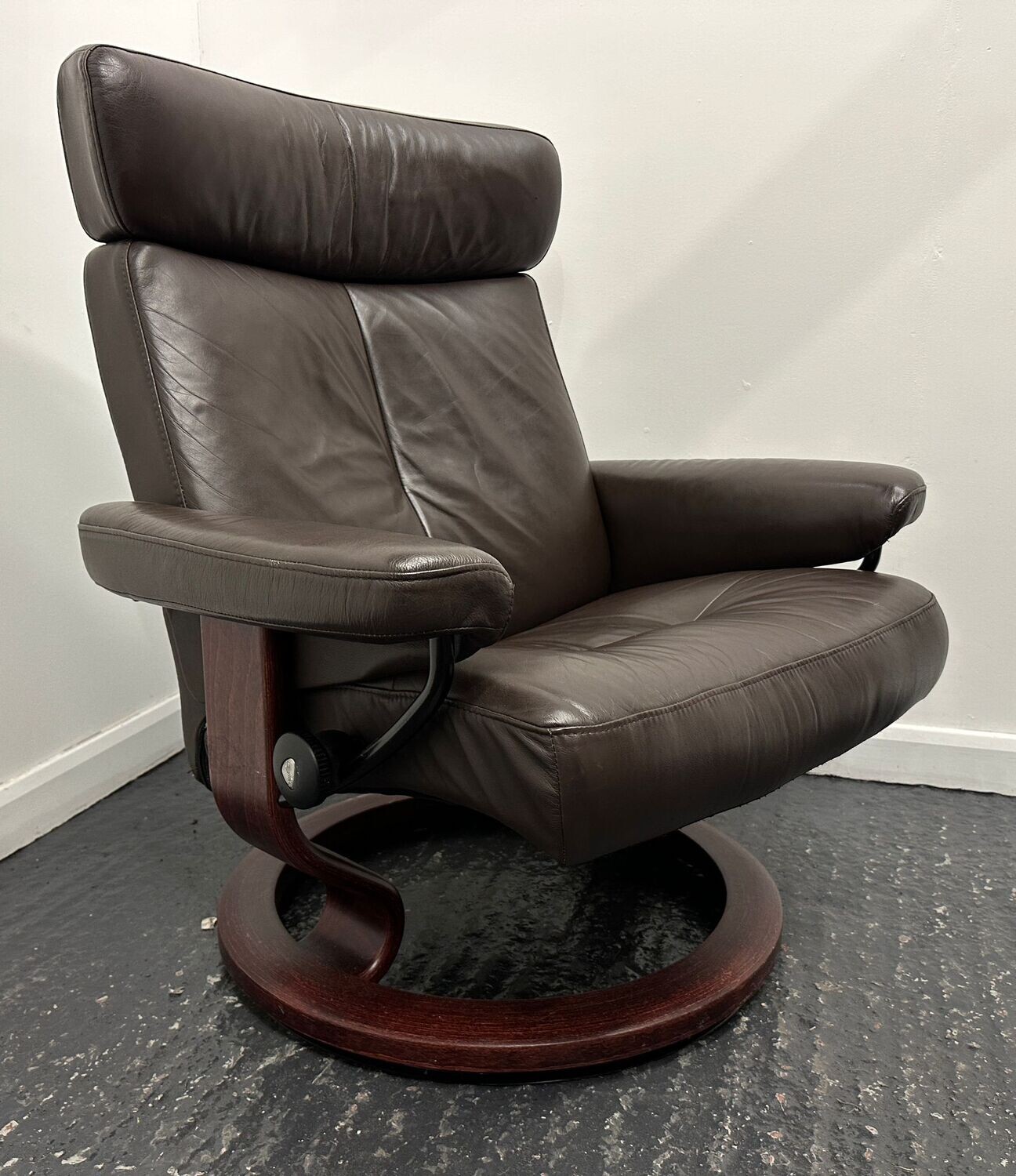 Ekornes Stressless Leather Recliner Chair