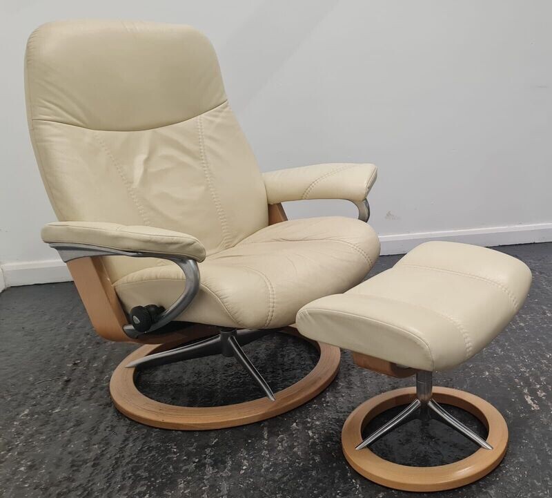 Ekornes Stressless Signature Leather Recliner Chair &amp; Footstool Cream
