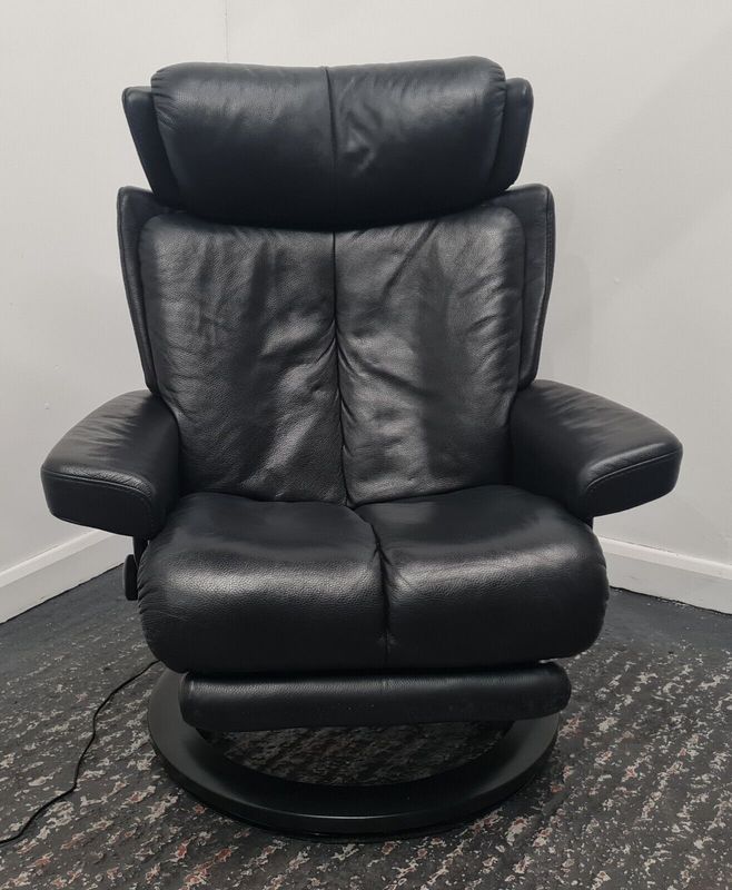 Ekornes Stressless Electric Recliner Leather Chair w/Integral Footrest